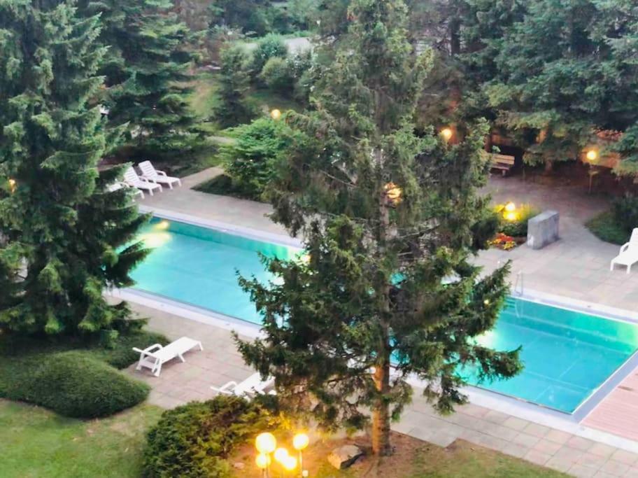 Modern Laax Apt, Swimming Pools, Wellness & Tennis Exterior foto