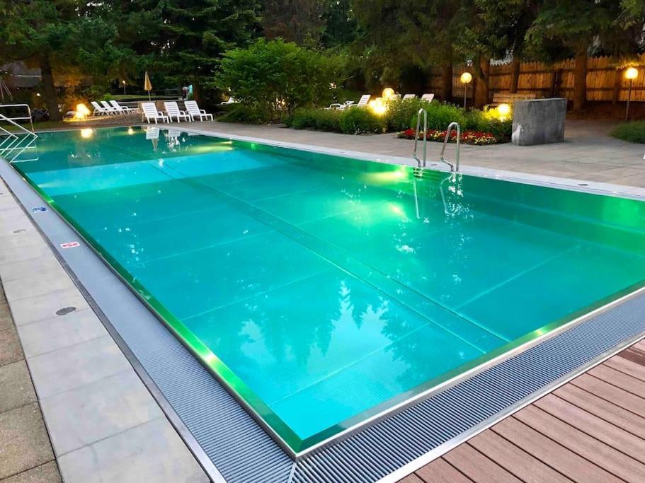 Modern Laax Apt, Swimming Pools, Wellness & Tennis Exterior foto